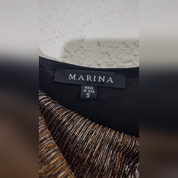 Marina Elegant Metallic Dress - Picture 7 of 9